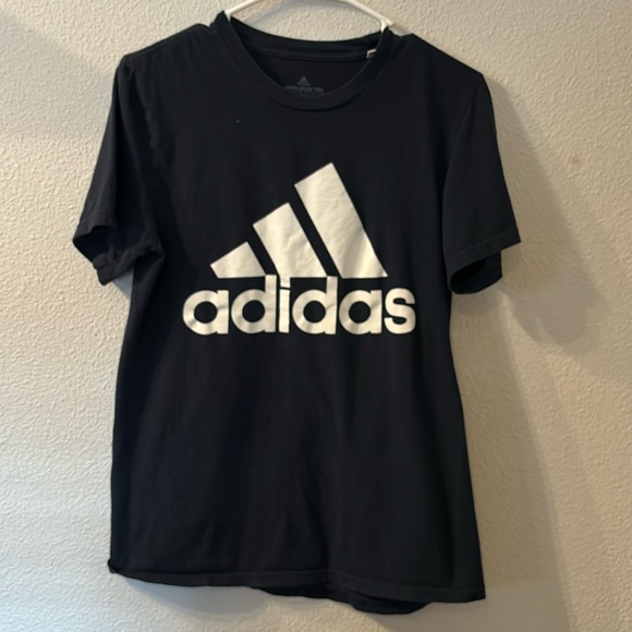 Adidas amplifier graphic tee size small - Picture 1 of 4